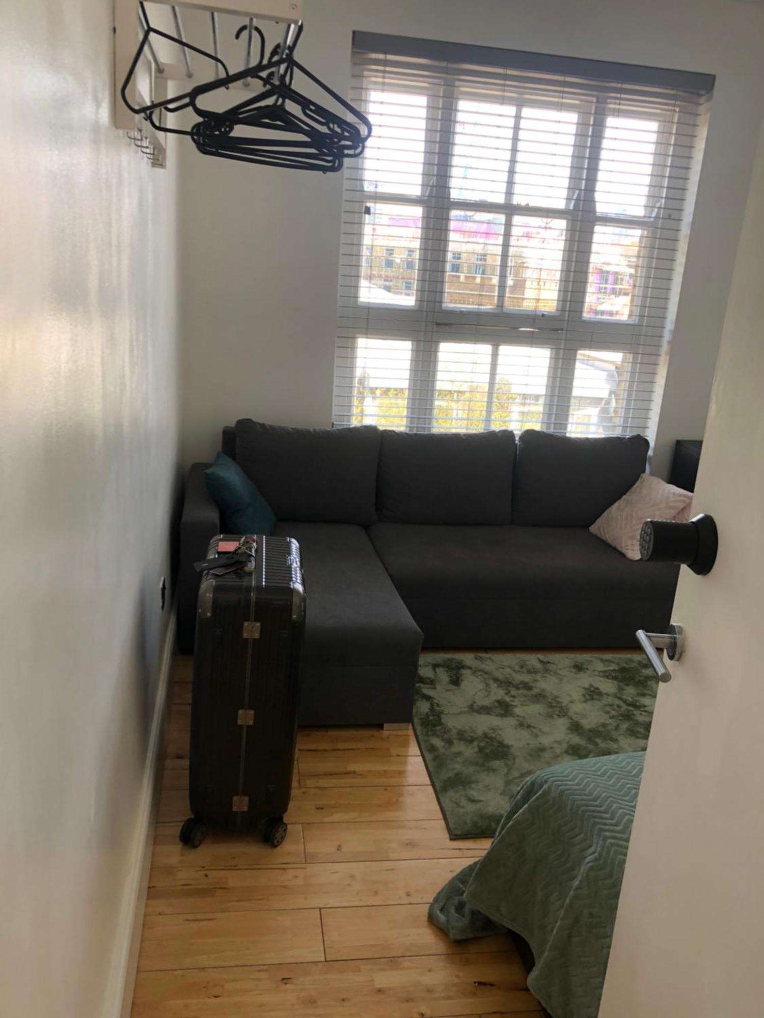 Holborn Entire Flat In Apartment London