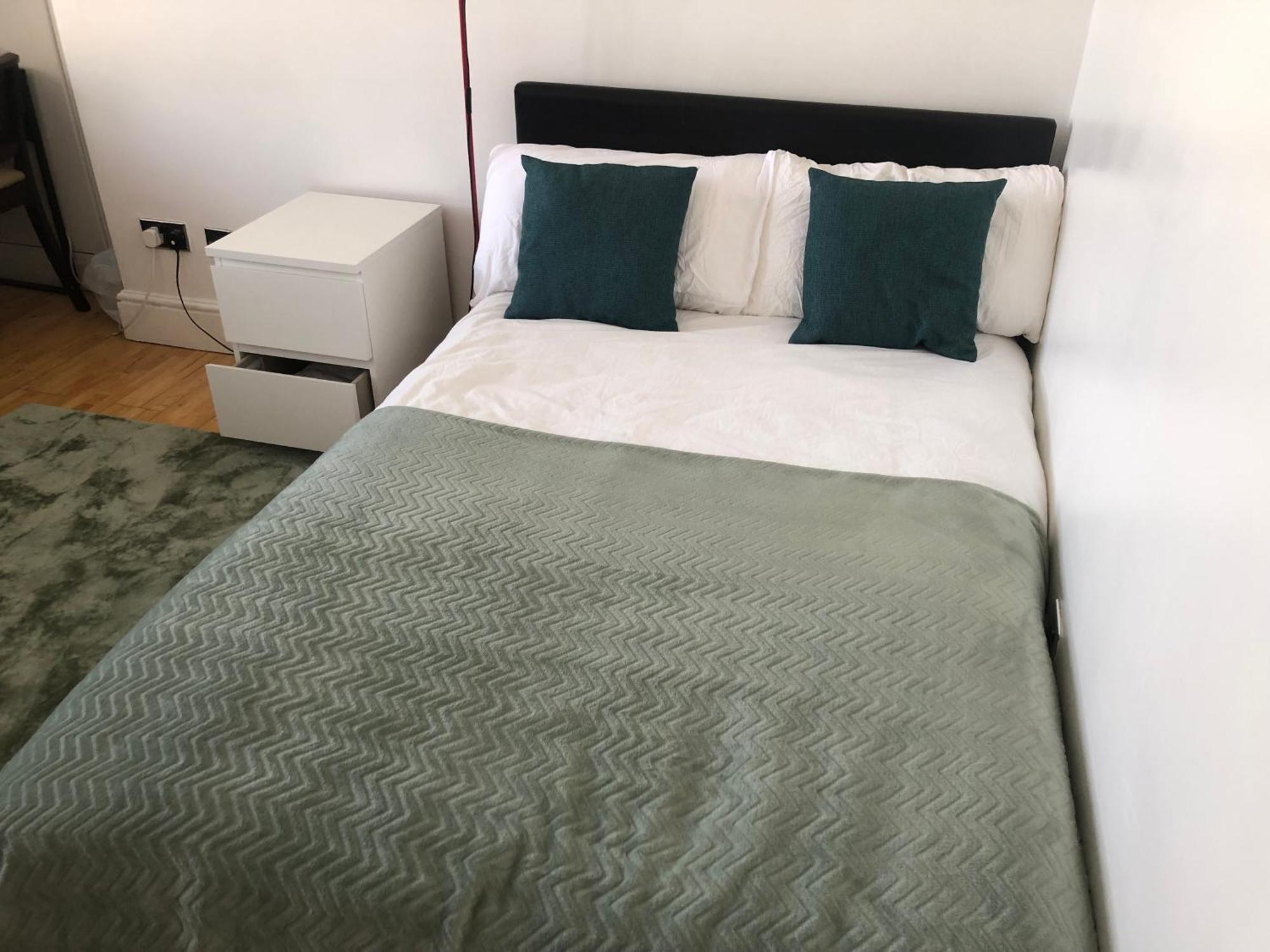Holborn Entire Flat In Apartment *