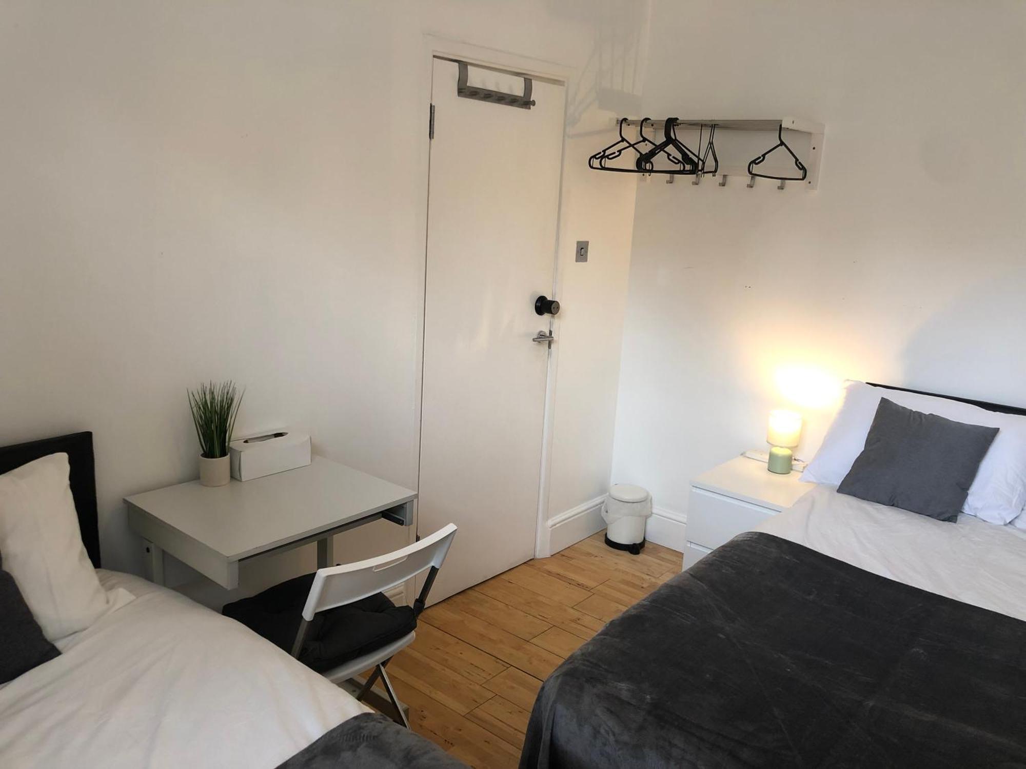Holborn Entire Flat In Apartment London