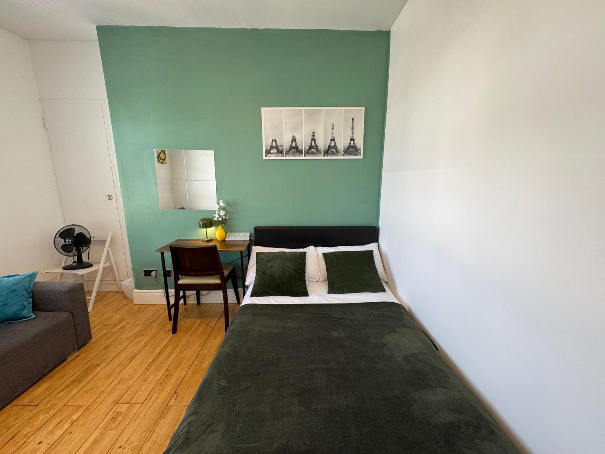 Apartment Holborn Entire Flat In London